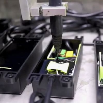 Online Visual Glue Filling and Drying Production Line with Drivers Dispensing Machine