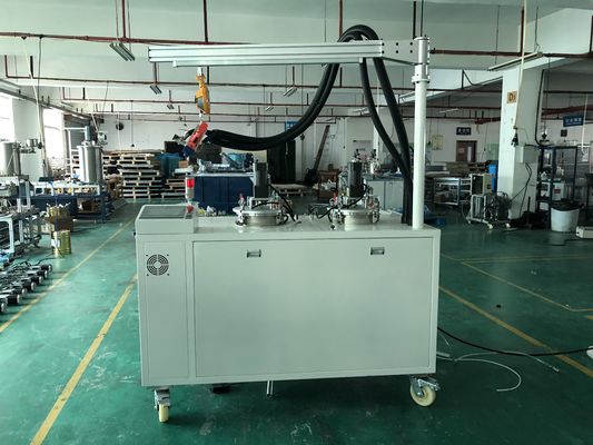 glue dispenser Robot epoxy glue dispenser resin molding machine