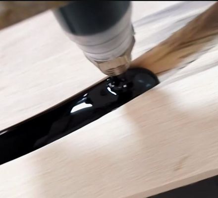 Polywood Case Gluing Machine for Vacuum Chamber AB Potting Dispensing Adhesive Spraying