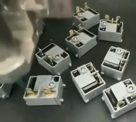 XYZ Platform Moving System Automatic Epoxy Resin Dispensing Machine for SMT Field