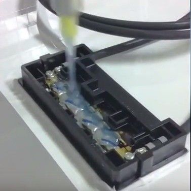 Semi-Automatic Three-Axis Glue Dispenser for Precision Applications L610 X W500 X H600mm